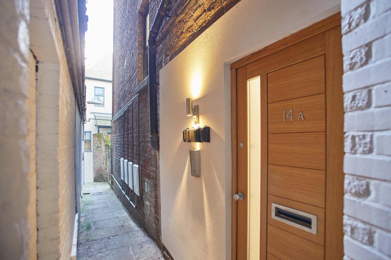 Host & Stay - Apartment One, Hudsons Yard House Whitby Extérieur photo